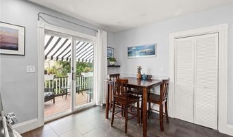 13 Atlantic St, Newport, RI 02840