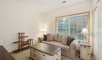 6574 154th St W 118, Apple Valley, MN 55124