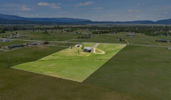 136 Goslin Loop, Cascade, ID 83611