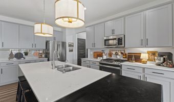 4252 Lauder Rd, Bargersville, IN 46106