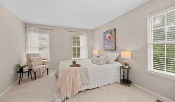 8624 VENOY Ct, Alexandria, VA 22309