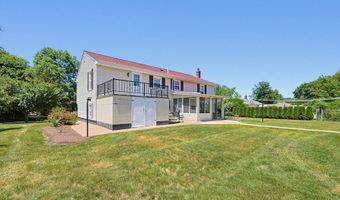 22 Fisher St, Attleboro, MA 02703