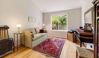 2148 Birchwood Ln, Ashland, OR 97520