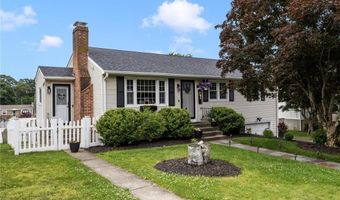 12 Hidden Valley Ln, Lincoln, RI 02865