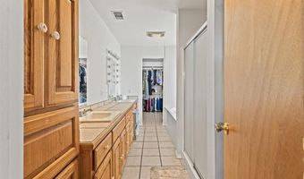 813 E 2nd St, Weatherford, TX 76086