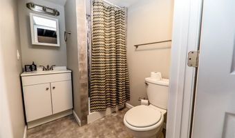 3329 Brown St, Alton, IL 62002