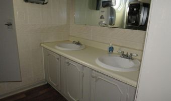 67 Bridge St, Amsterdam, NY 12010