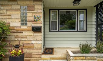 830 Redeemer Ave, Ann Arbor, MI 48103