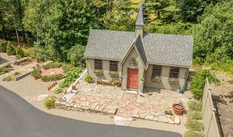48 Old Searsport Ave, Belfast, ME 04915