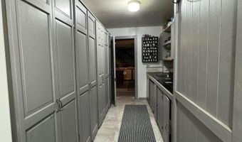 6598 Jeff Ln, Athens, OH 45701