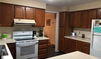 2 Marywood Ln, Cumberland, RI 02864