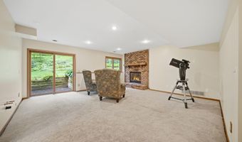 12568 Everest Ct E, Apple Valley, MN 55124