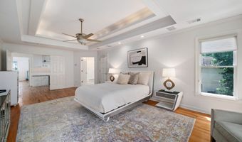 765 Falls Landing Ct, Alpharetta, GA 30022