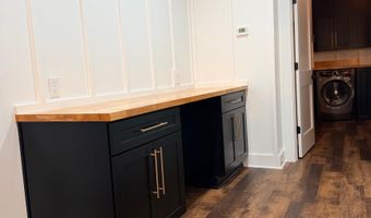 242 Leadwood St, Andrews, SC 29510