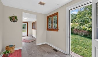 21133 Rich Valley Rd, Abingdon, VA 24210