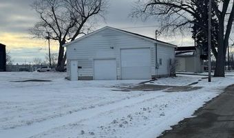 908 N Wayne St, Angola, IN 46703