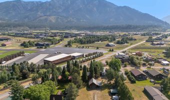 727 OLD ALPINE Rd, Alpine, WY 83128