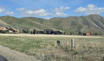 21 Cooper Dr, Bellevue, ID 83313