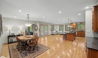2349 Lake View Dr, Ames, IA 50010