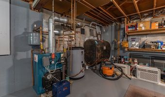 34 Oakhill Ave, Attleboro, MA 02703