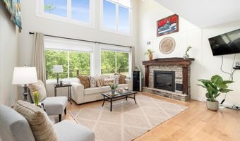 98 Woodview Hts, Bradford, NH 03221