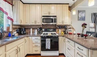 43 Smallwood Ave, Belleville, NJ 07109