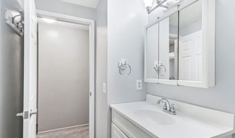 10265 Beaver Trl, Aurora, OH 44202