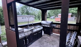 55 Minnow Ln, Alderson, WV 24901