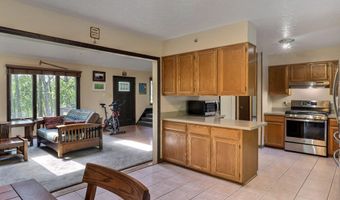 146 Algonquin Trl, Albrightsville, PA 18210