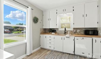 1211 N Indiana Ave, Caldwell, ID 83605
