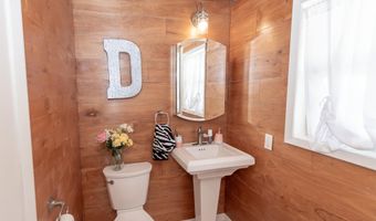 1597 Fernest Rd, Basile, LA 70515