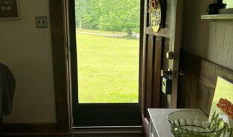 628 Tom White Rd, Big Sandy, TN 38221