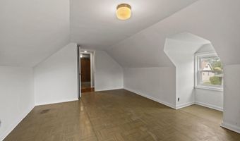 237 Maple Dr, Columbus, OH 43228