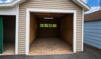 359-361 Forest Ave 1, Amsterdam, NY 12010