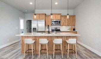 359 Challis Ave, Arco, ID 83213