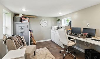 2640 Peru Center Rd, Willard, OH 44890