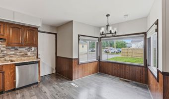 305 W 7Th St, Auburn, IN 46706