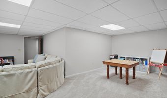7922 Pine Edge Ct SE, Alto, MI 49302