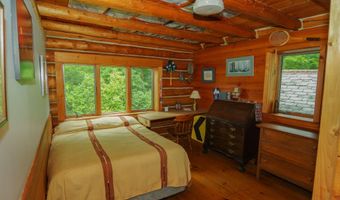 58 River Rd, Abbot, ME 04406