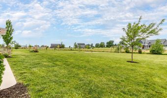 5467 Windrose Ln, Ames, IA 50014