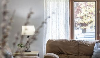 3300 N RANKIN St, Appleton, WI 54911