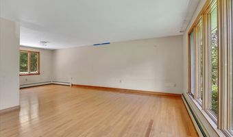 16 Rosewood Ln, Bolton, CT 06043