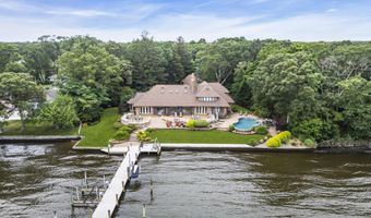 99 Holly Ln, Bayville, NJ 08721
