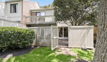 5230 POOKS HILL Rd #D-26, Bethesda, MD 20814