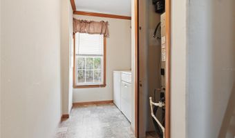5809 NW 18TH Ter, Bell, FL 32619