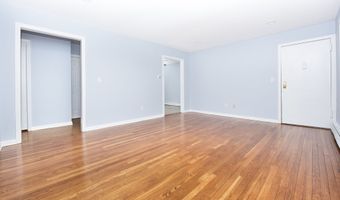 185 Cherry Hill Dr 1A, Bridgeport, CT 06606