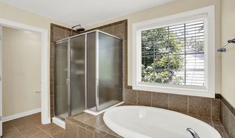 679 Erin Dr, Avon, IN 46123