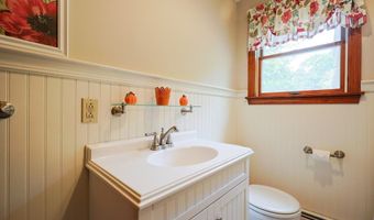 70 Plain St E, Berkley, MA 02779