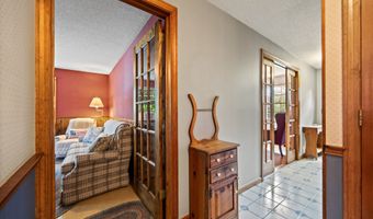 198 Crown St, Bristol, CT 06010