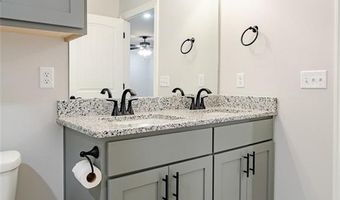 2809 SW Hampshire Ave, Bentonville, AR 72713